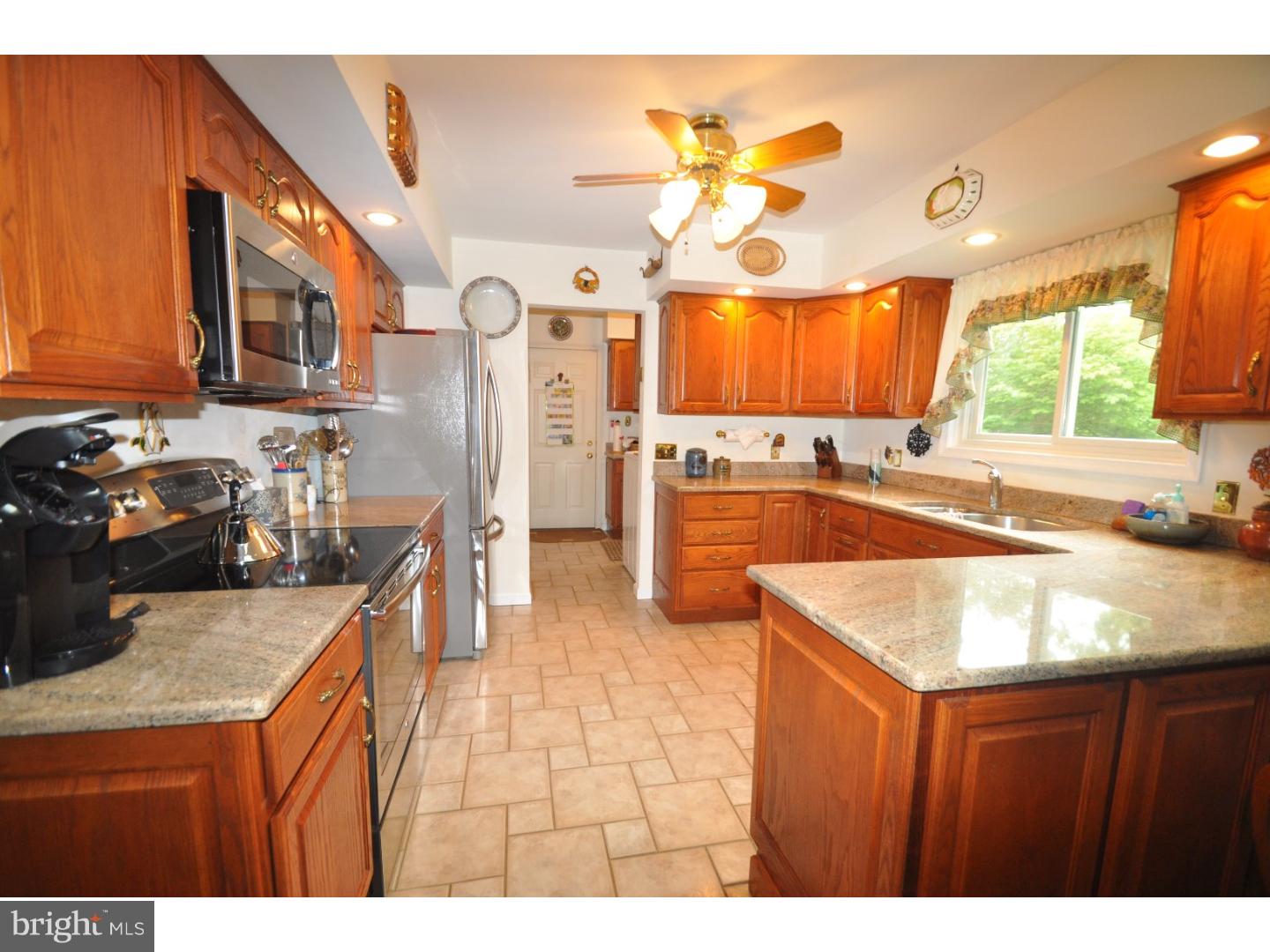 127 Forge Road Glen Mills, PA 19342 - Photo 8 of 23 Kitchen