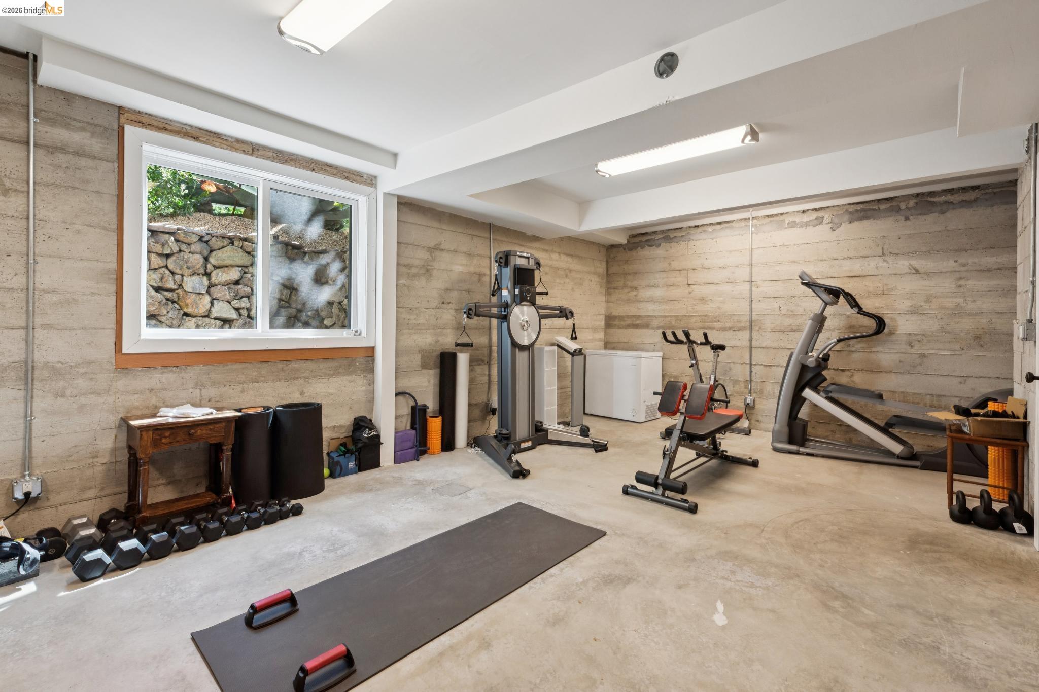 1196 Keith Avenue Berkeley, CA 94708 - Photo 55 of 71