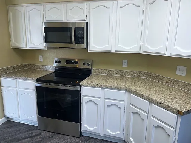 $1,499 | 6530 Bridgegate Drive, Spring, TX 77373