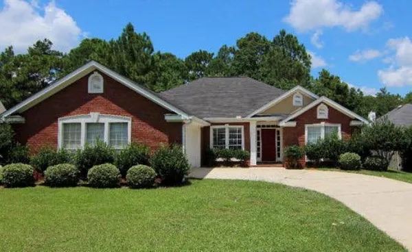 $1,800 | 31321 Oakridge Court, Daphne, AL 36527