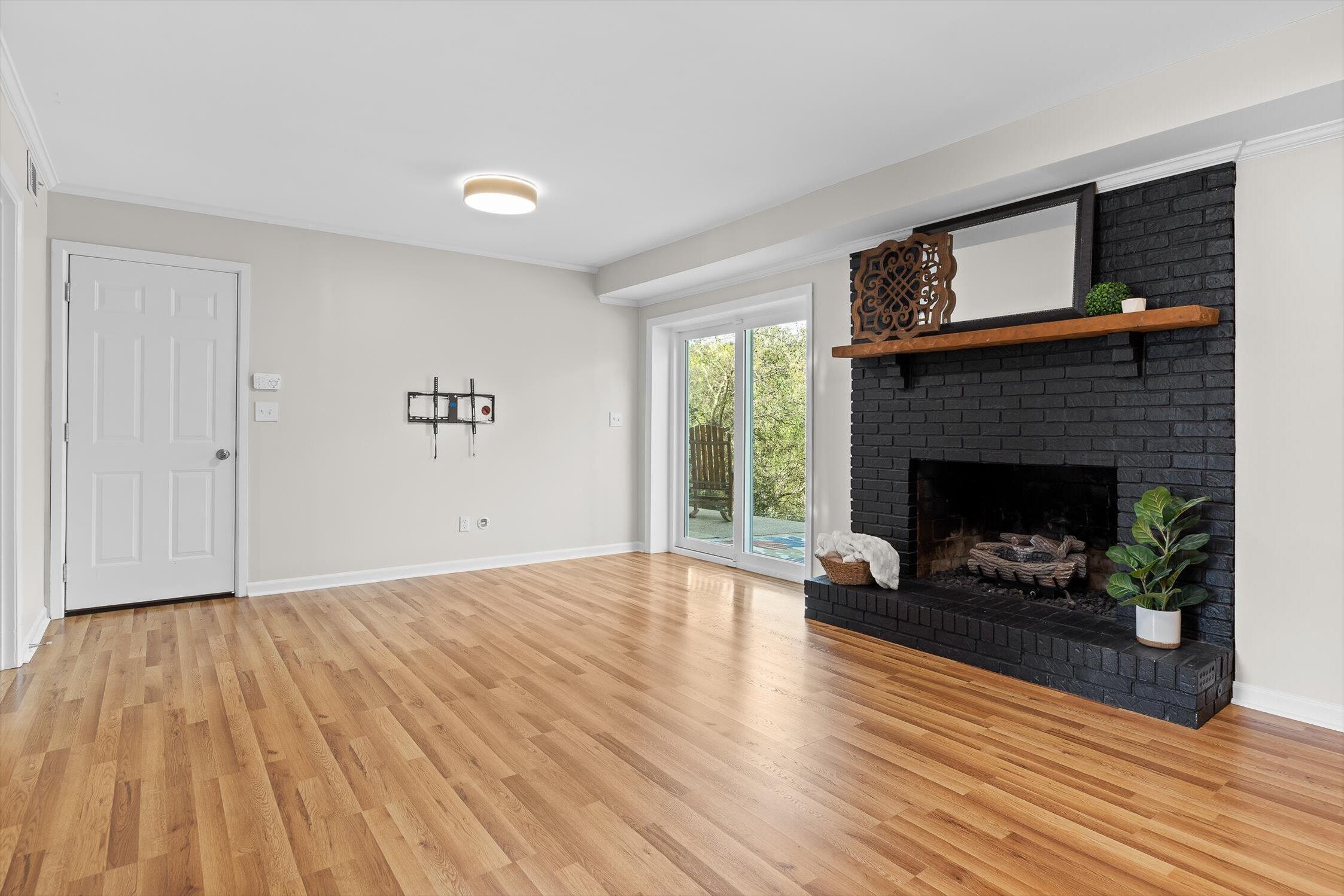 143 Rolling Ridge Drive Chattanooga, TN 37421 - Photo 16 of 33 Family Room