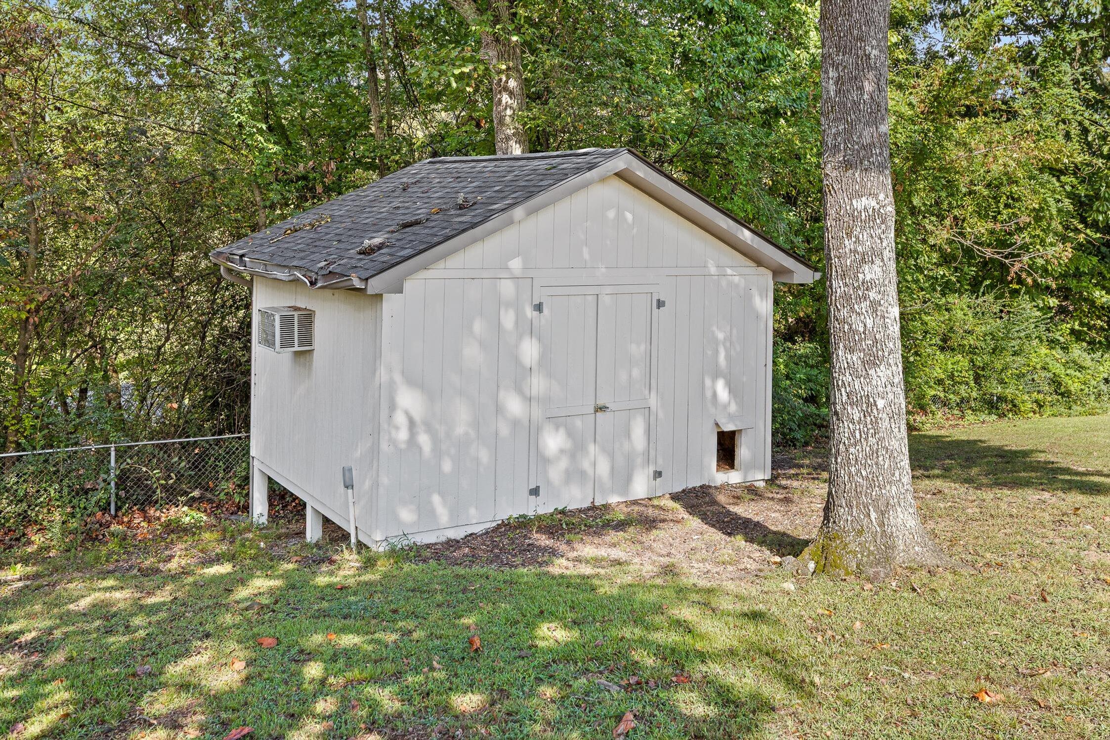 143 Rolling Ridge Drive Chattanooga, TN 37421 - Photo 30 of 33 Shed w/ power!