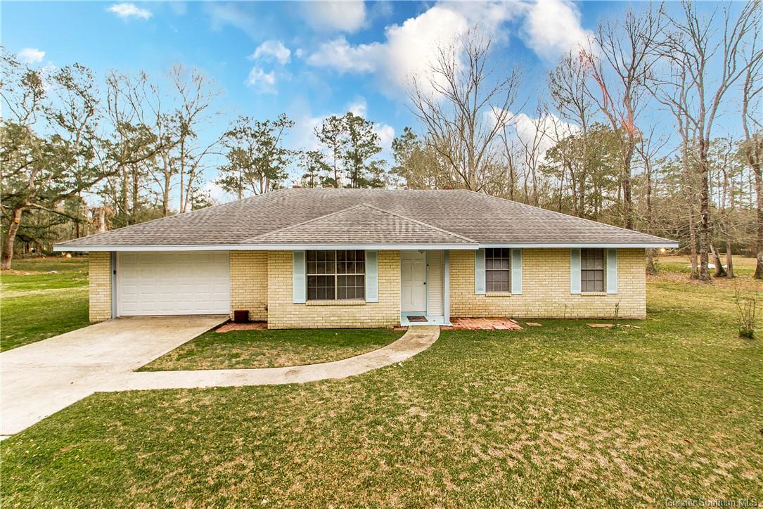 37240 Oak Ranch Road Pearl River, LA 70452 - Photo 1 of 23 Gallery Image 1