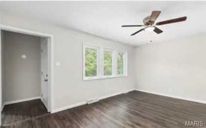 $185,000 | 834 Young Drive, Fenton, MO 63026