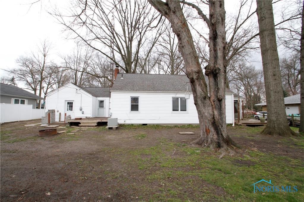 1141 Malcolm Road Toledo, OH 43615 - Photo 7 of 48 Gallery Image 7