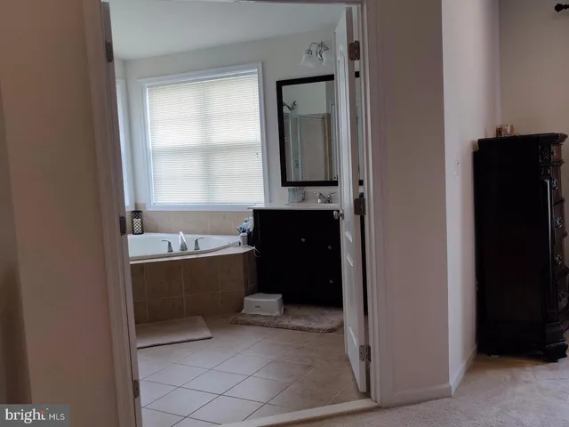 $3,300 | 42891 Edgegrove Heights Terrace, Ashburn, VA 20148