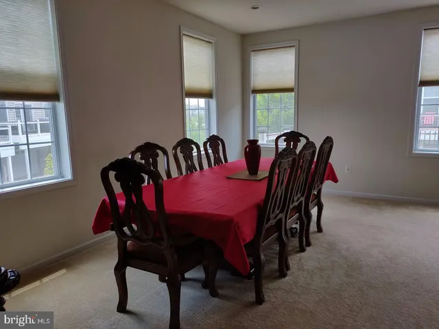 $3,300 | 42891 Edgegrove Heights Terrace, Ashburn, VA 20148