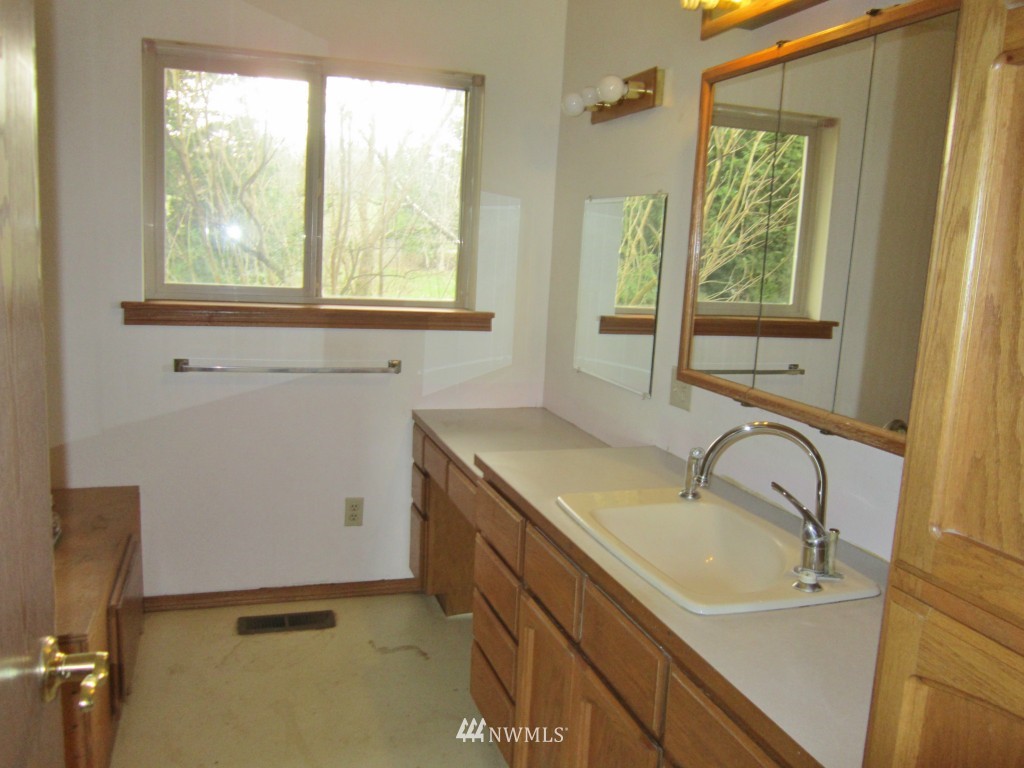 3050 Bay Road Ferndale, WA 98248 - Photo 18 of 23