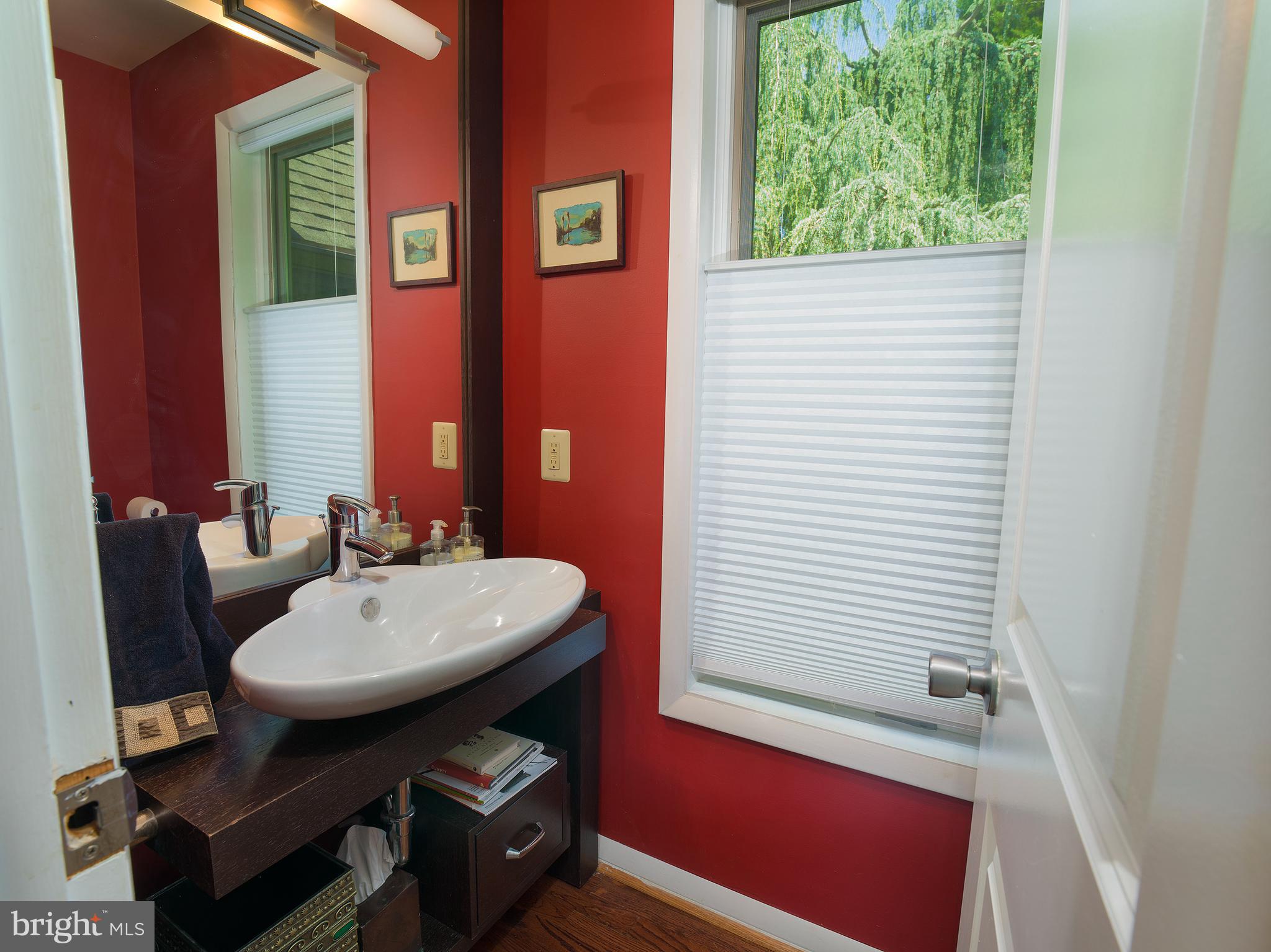 1475 Flat Rock Road Penn Valley, PA 19072 - Photo 16 of 34 Powder Room