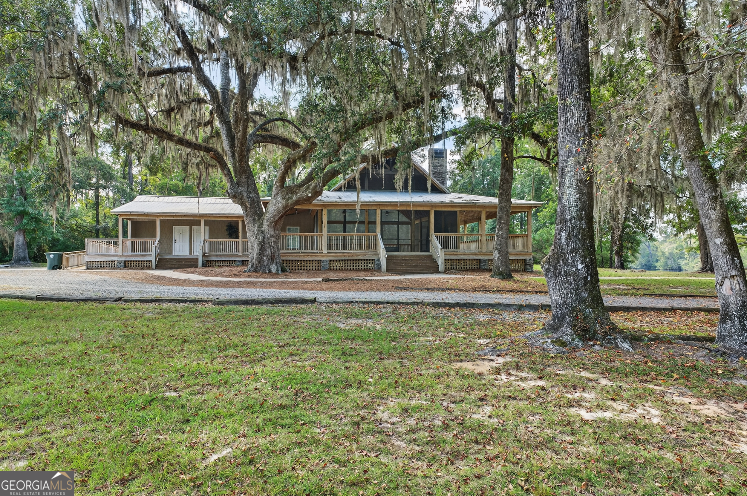 615 Breakwater Loop Kingsland, GA 31548 - Photo 19 of 25 a front view of a house with garden