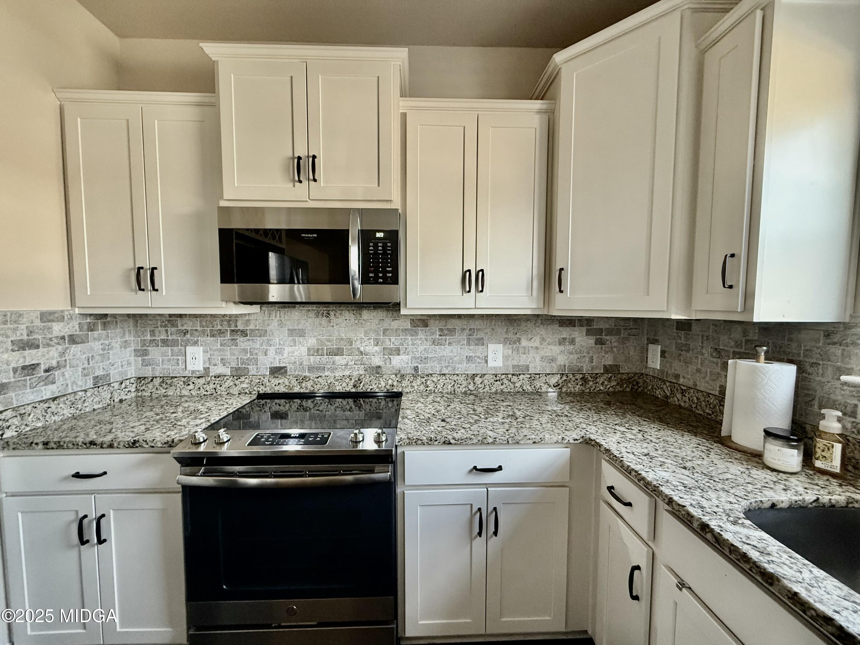 330 Rippling Water Way Perry, GA 31069 - Photo 8 of 51 tempImage1hIhVa