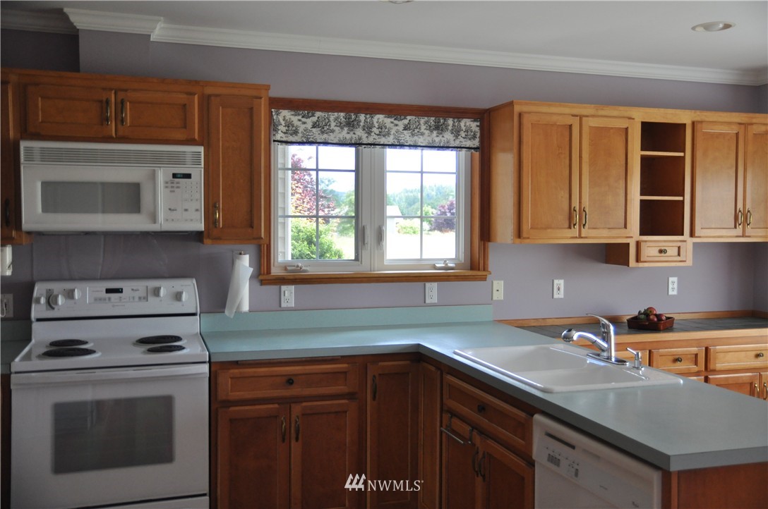 284 Oxbow Road Raymond, WA 98577 - Photo 10 of 20 Gallery Image 10
