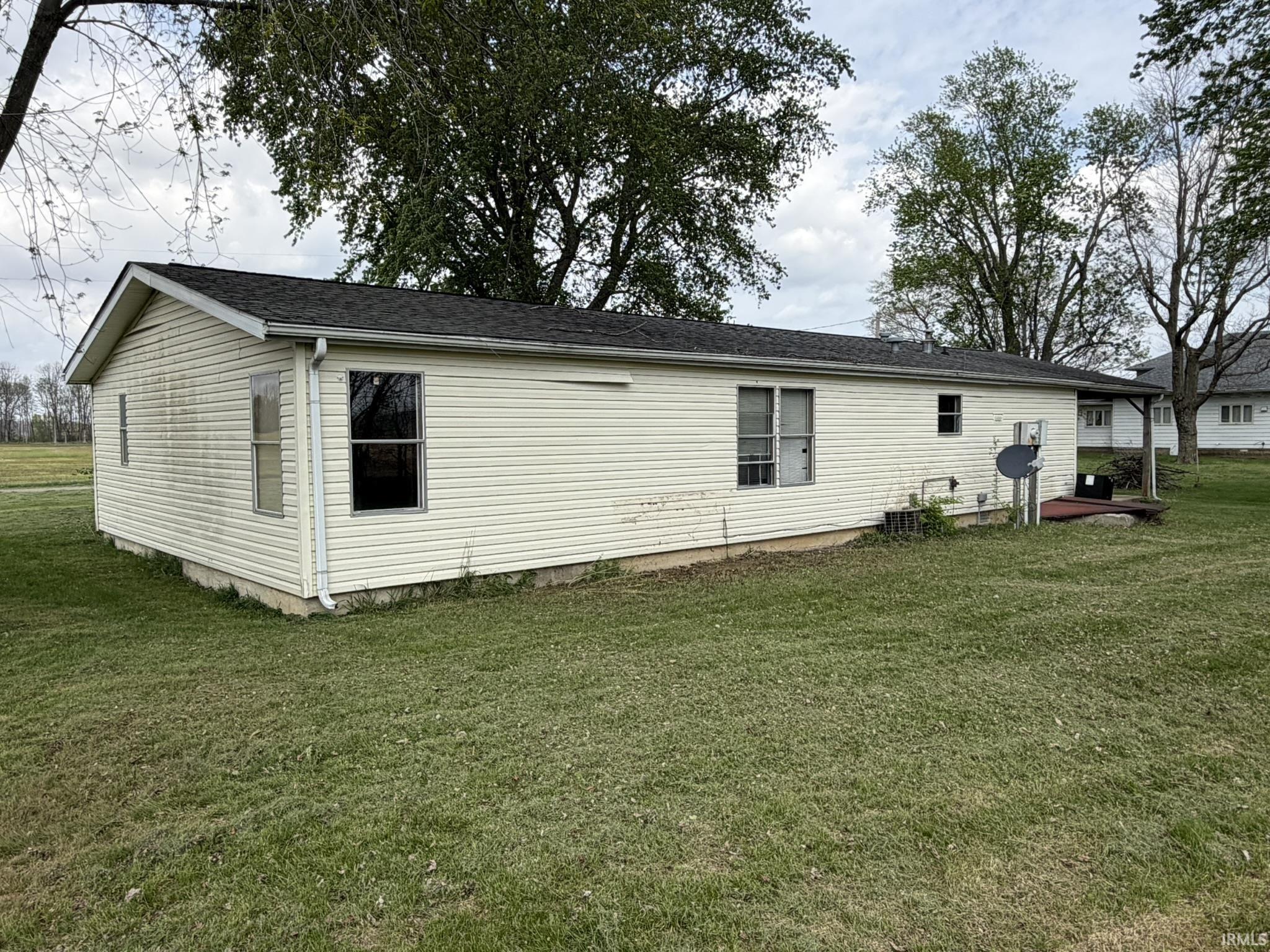 6886 South Mill Road Spiceland, IN 47385 - Photo 7 of 32