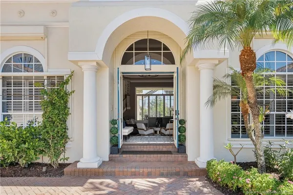$1,800,000 | 281 Southwest Hatteras Court, Palm City, FL 34990