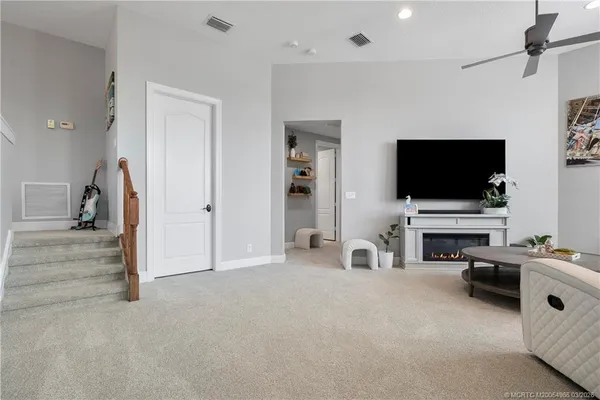 $1,800,000 | 281 Southwest Hatteras Court, Palm City, FL 34990