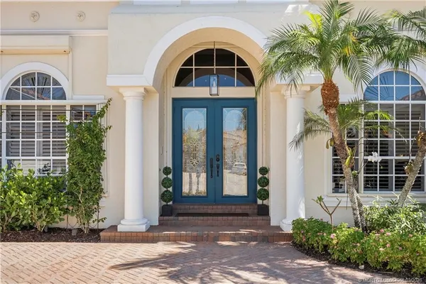 $1,800,000 | 281 Southwest Hatteras Court, Palm City, FL 34990