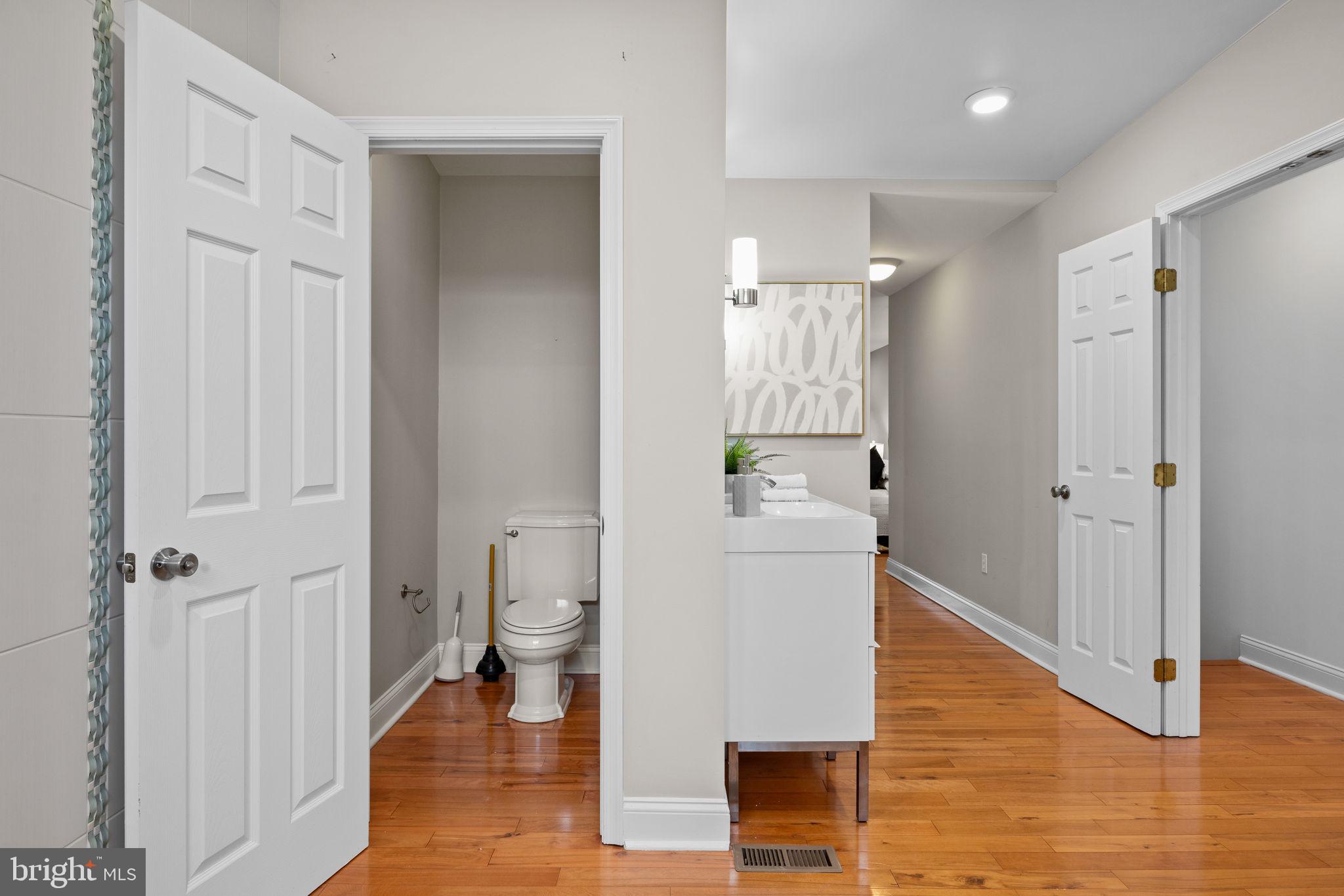 805 South 19th Street Philadelphia, PA 19146 - Photo 21 of 26