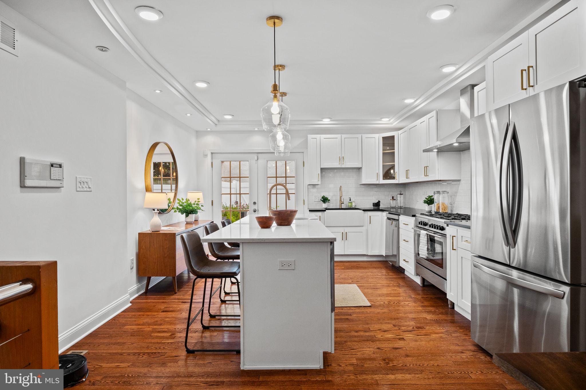 805 South 19th Street Philadelphia, PA 19146 - Photo 7 of 26