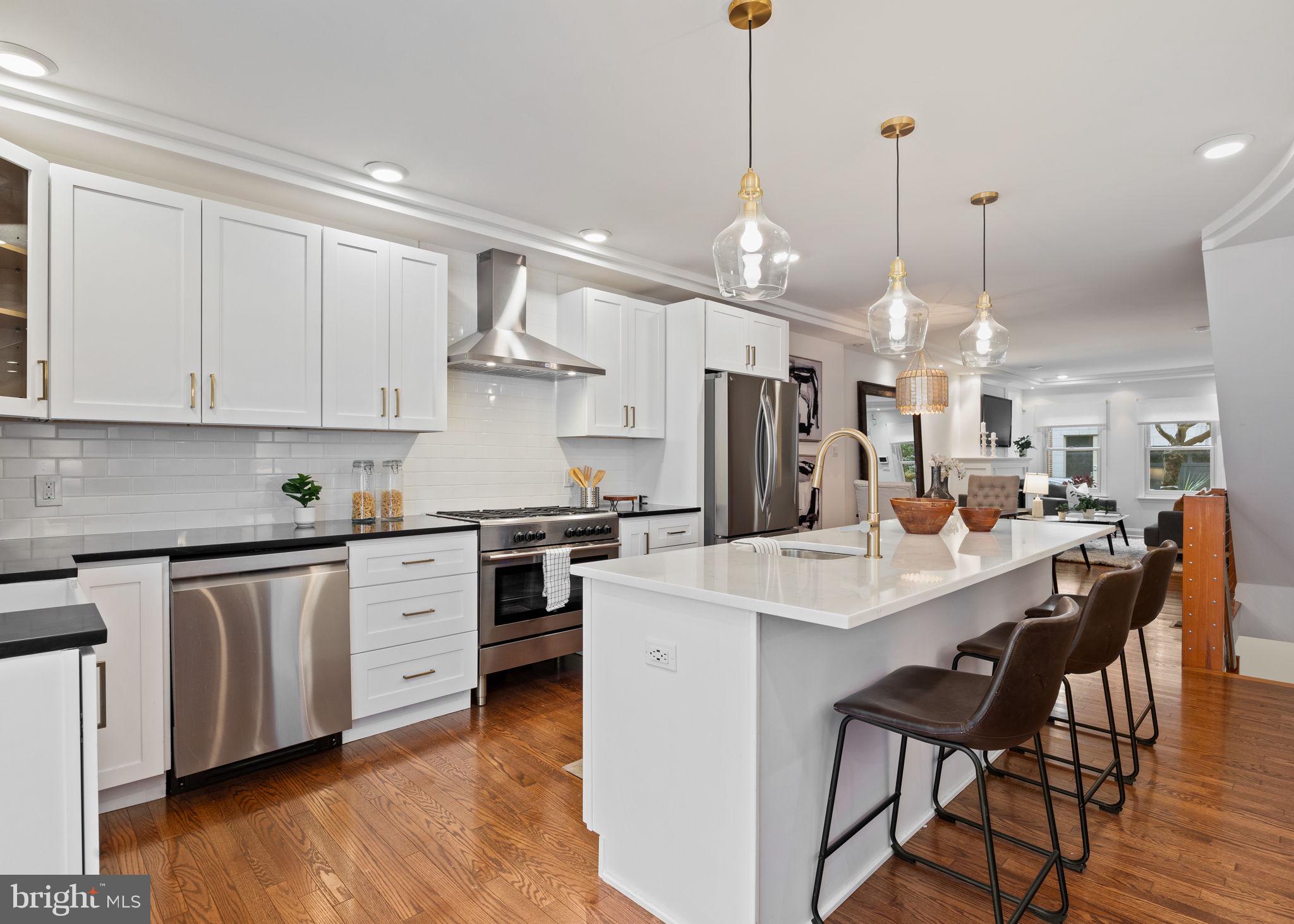 805 South 19th Street Philadelphia, PA 19146 - Photo 9 of 26