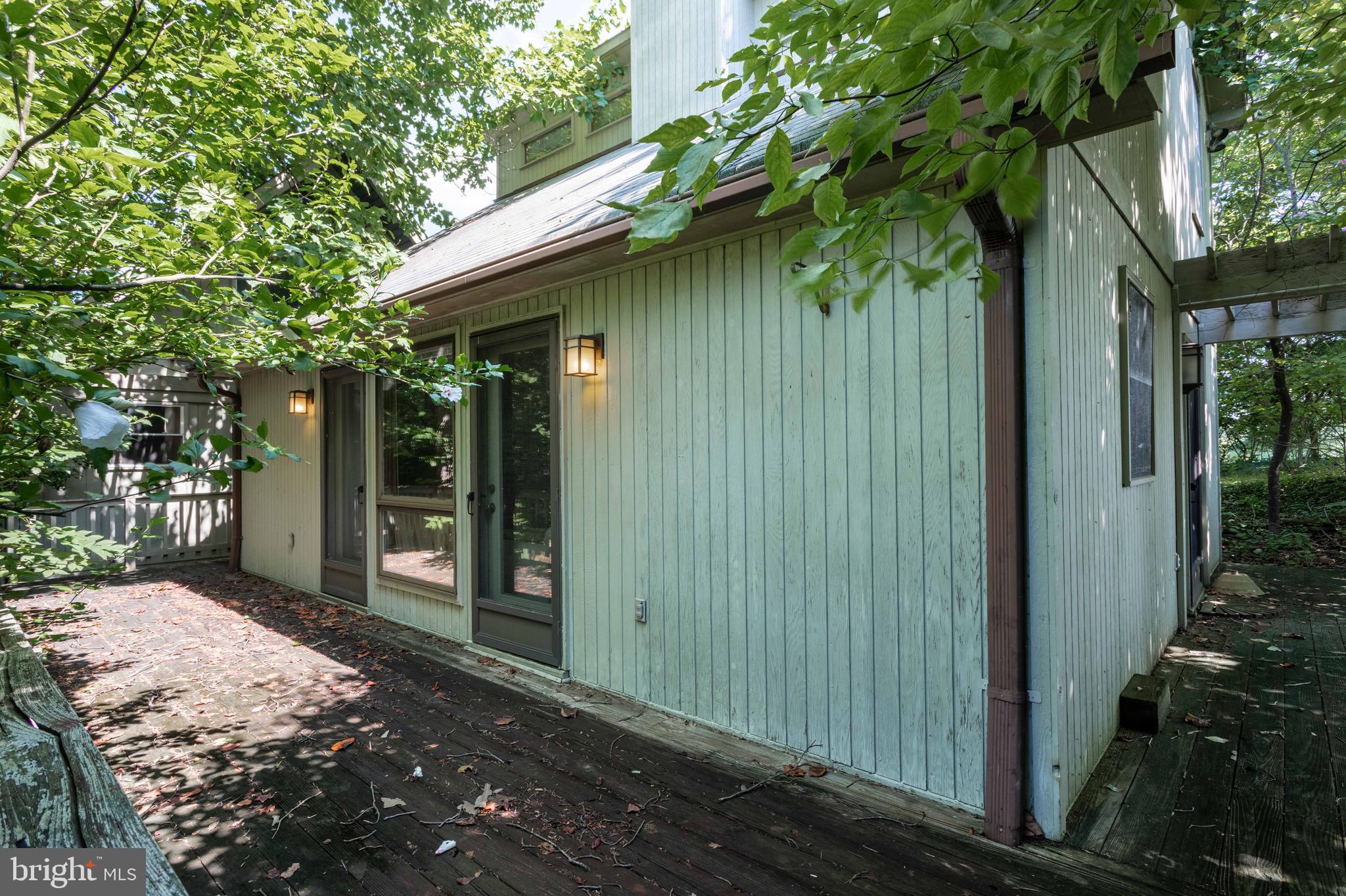 263 Tiger Valley Road Washington, VA 22747 - Photo 20 of 48 Deck with Southern Exposure