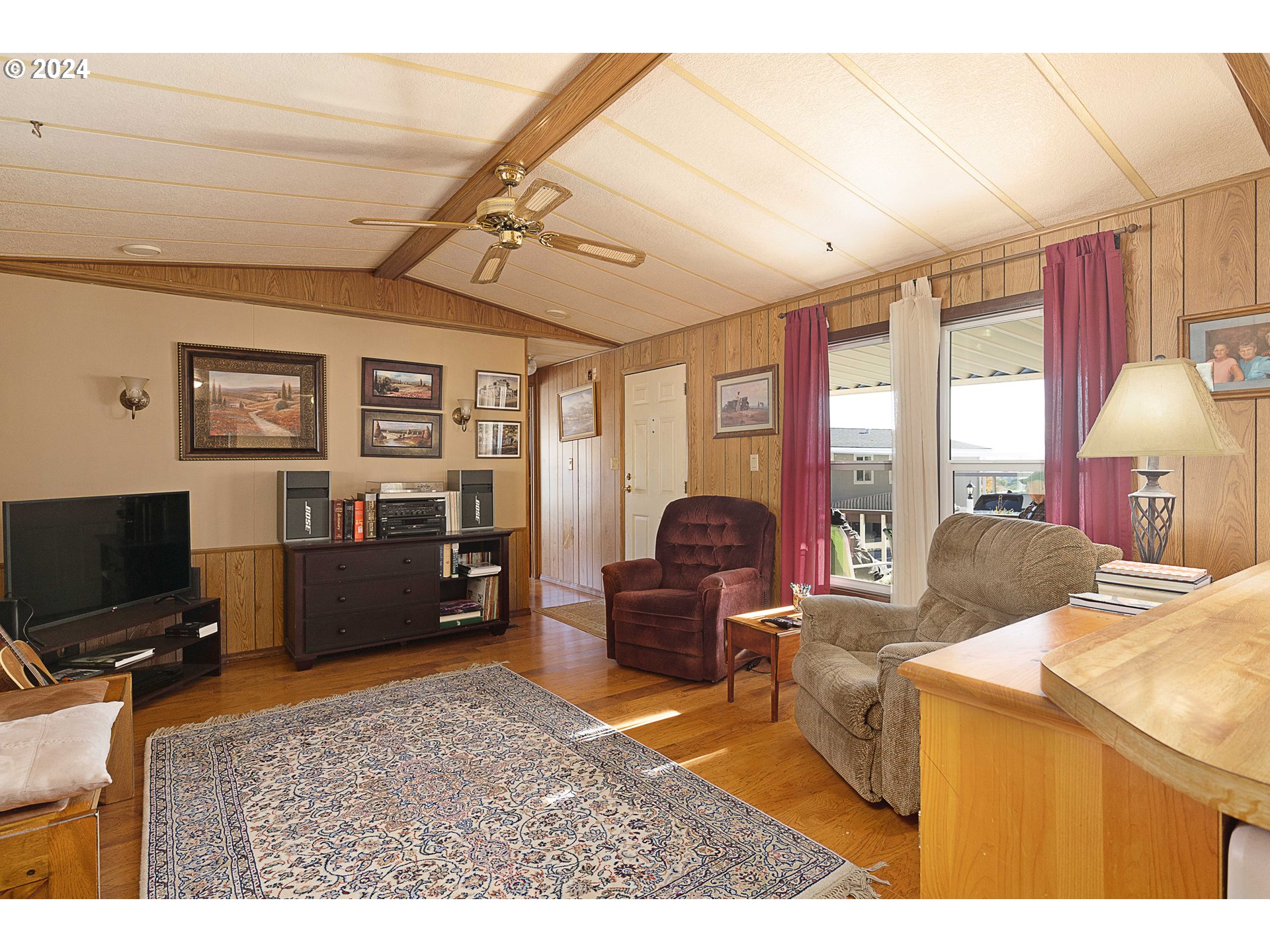 911 Shadow Ranch Lane Roseburg, OR 97470 - Photo 6 of 30 Gallery Image 6