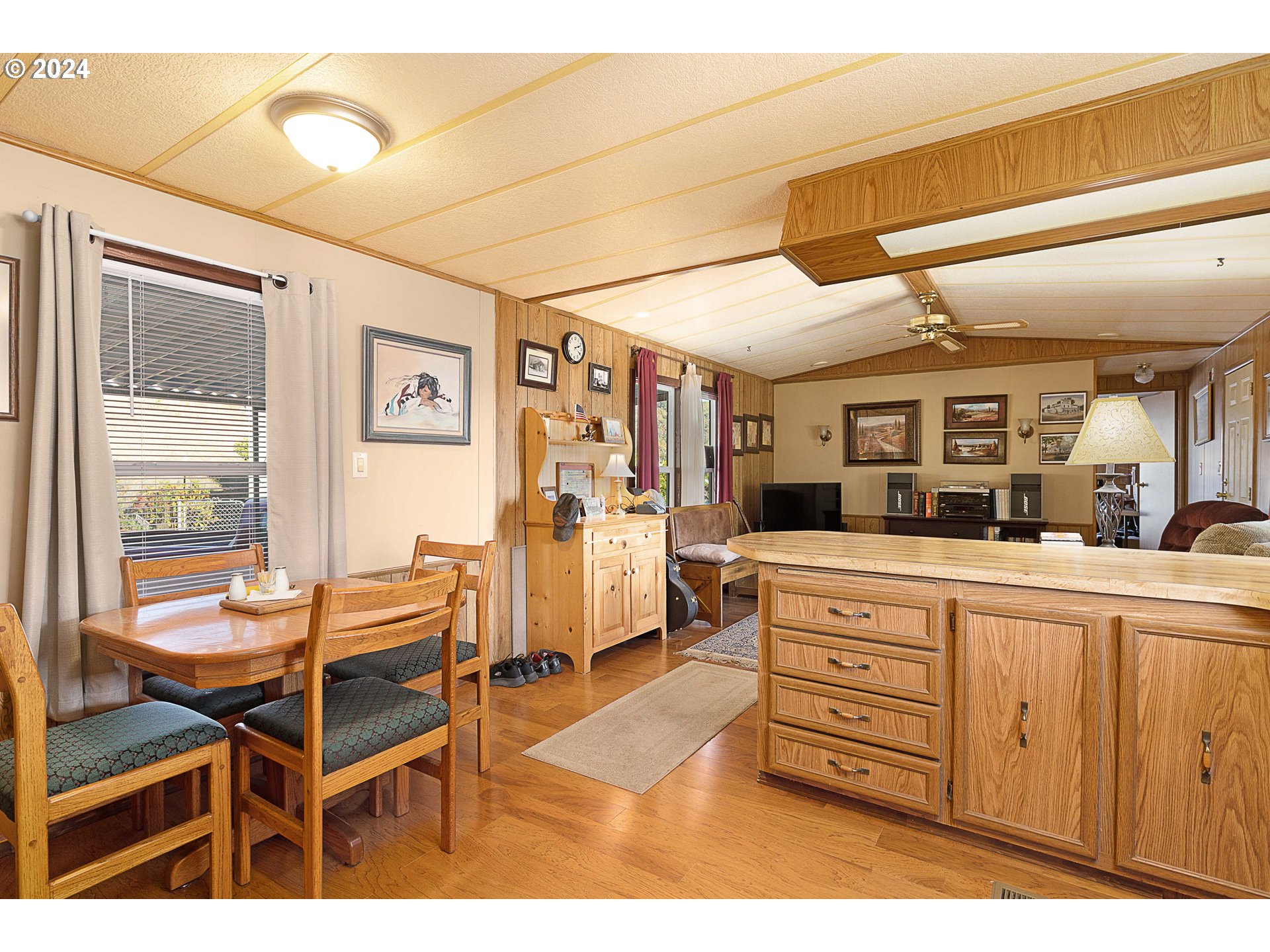 911 Shadow Ranch Lane Roseburg, OR 97470 - Photo 8 of 30 Gallery Image 8