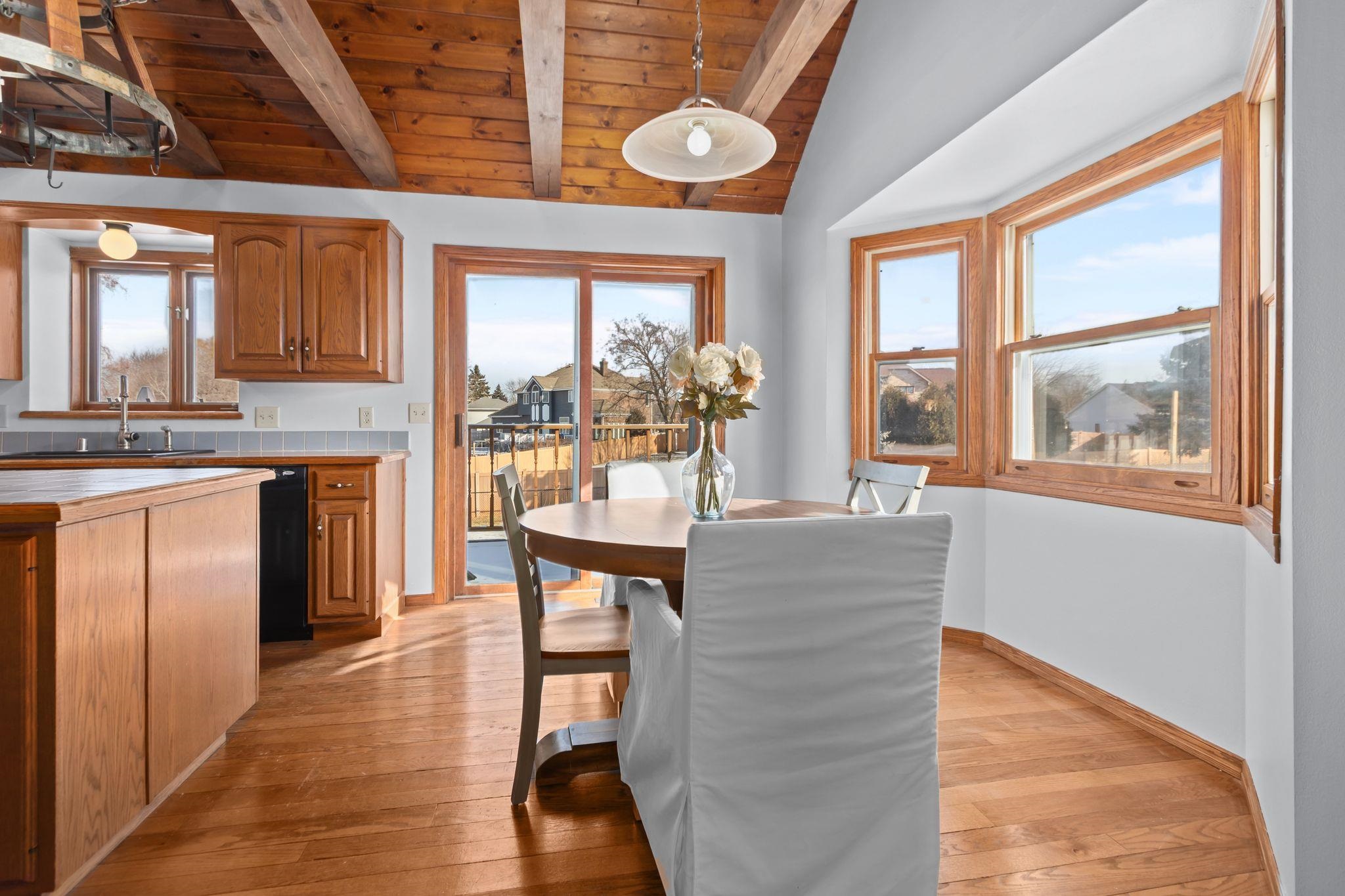 2618 West Sunnyview Circle Appleton, WI 54914 - Photo 12 of 51