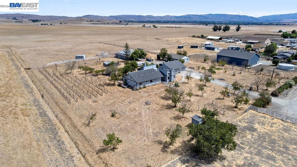 4767 Bel Roma Road Livermore, CA 94551 - Photo 6 of 81 Gallery Image 6