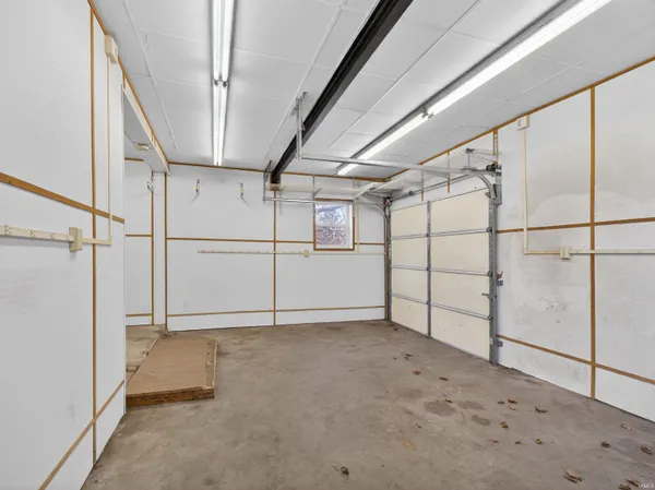 $279,900 | 3515 West 200 North, Huntington, IN 46750