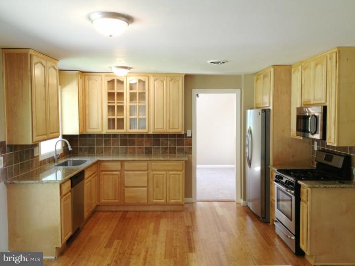 761 Parmentier Road Warminster, PA 18974 - Photo 2 of 20 Kitchen