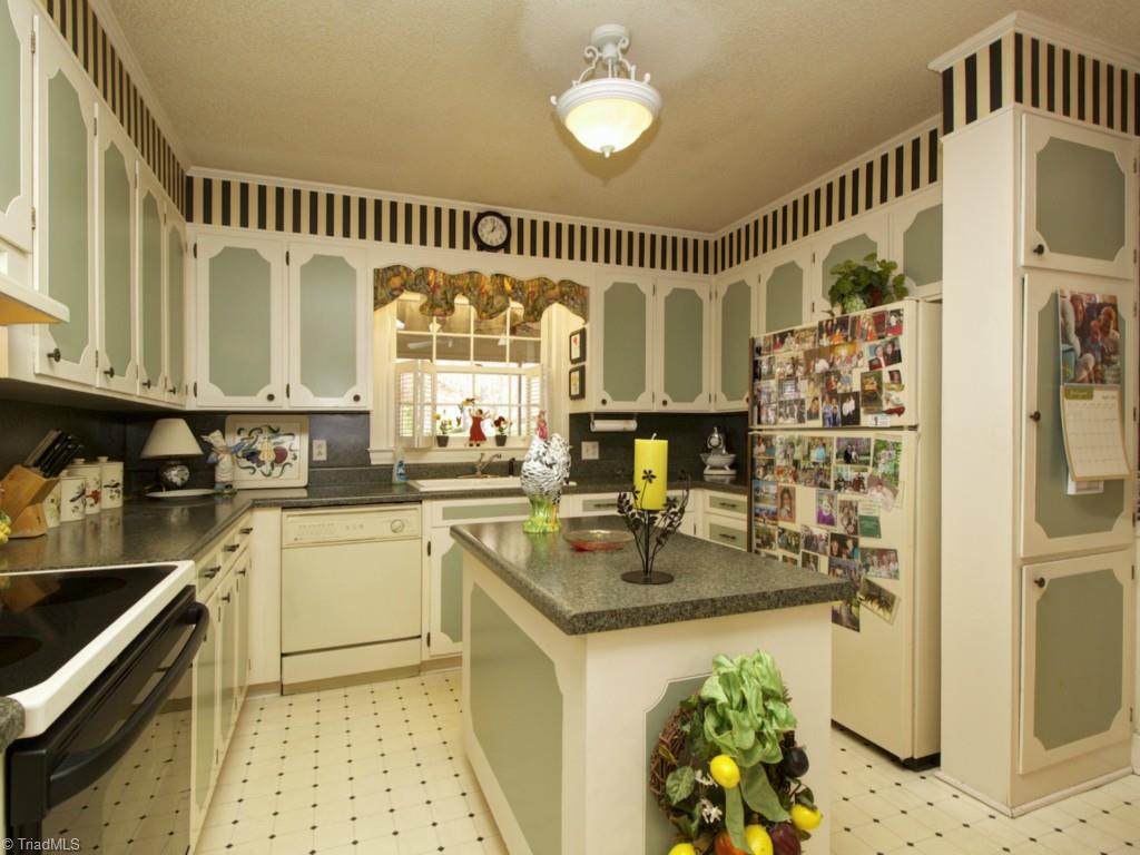 400 Boone Road Eden, NC 27288 - Photo 8 of 29 Gallery Image 8