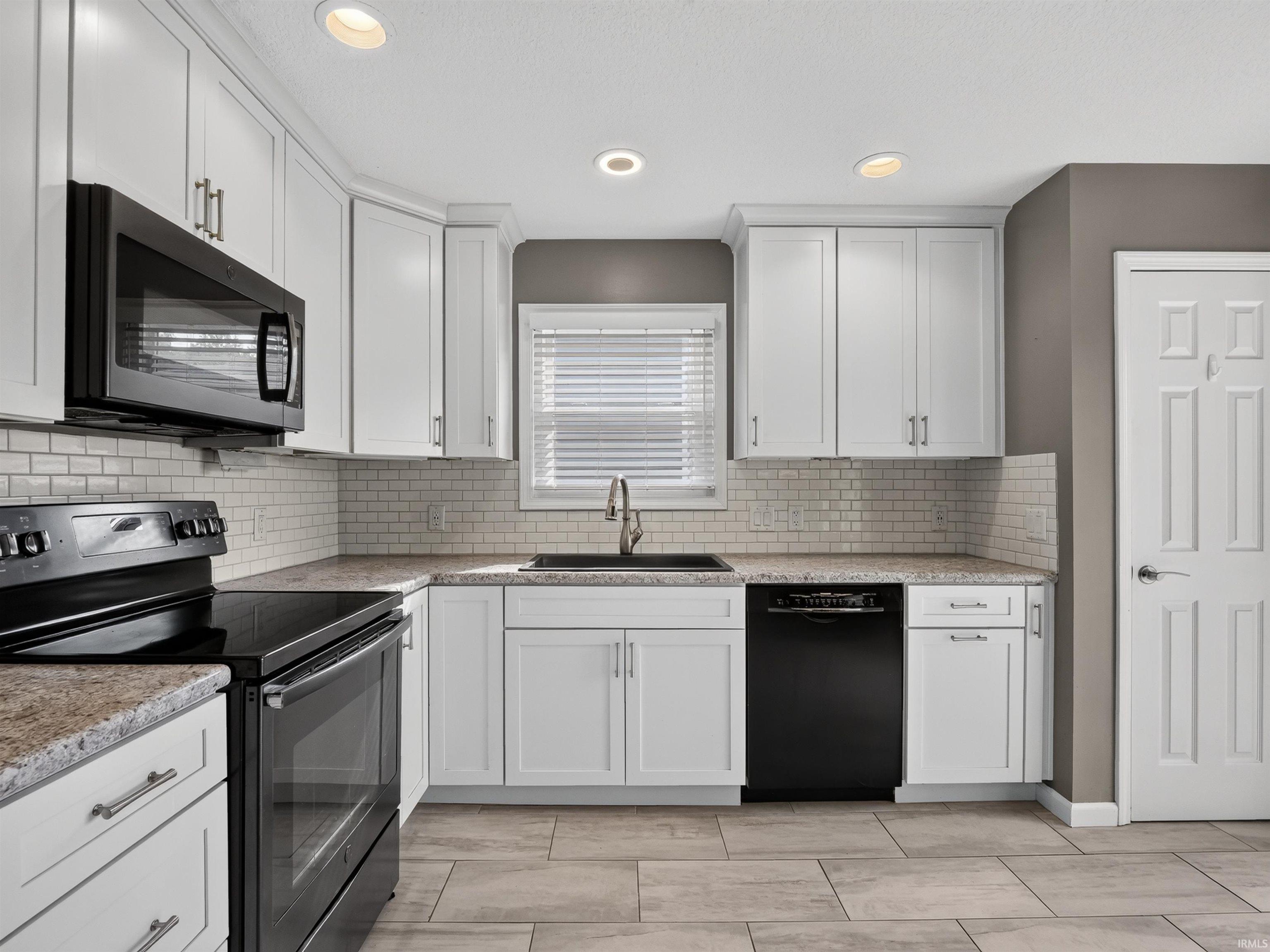 9524 Founders Way Fort Wayne, IN 46835 - Photo 16 of 32 Gallery Image 16