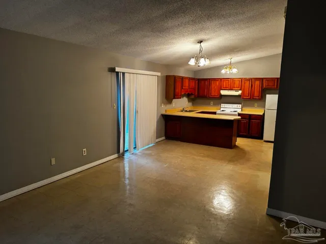 $975 | 8210 Kipling Street, Unit D, Pensacola, FL 32514