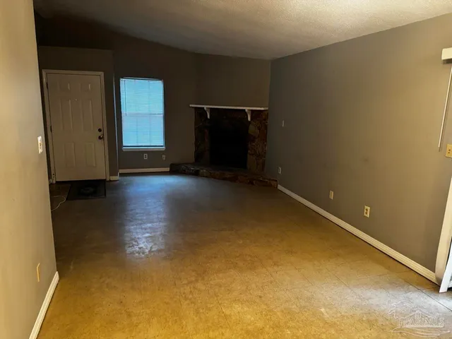 $975 | 8210 Kipling Street, Unit D, Pensacola, FL 32514