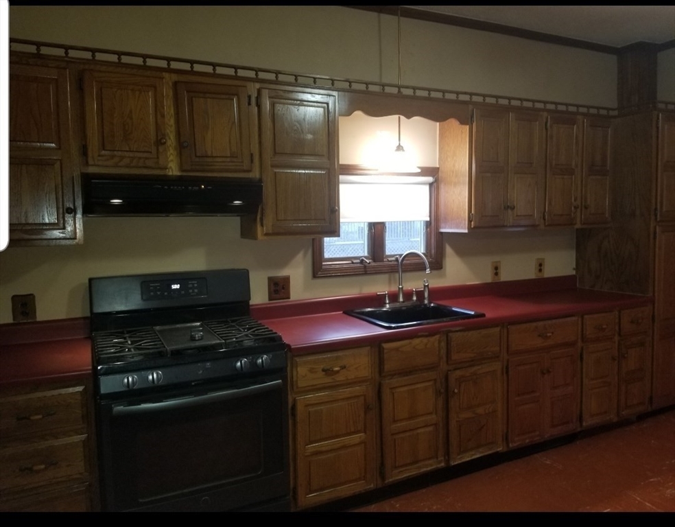 1 Burton Street Worcester, MA 01607 - Photo 16 of 35 Gallery Image 16