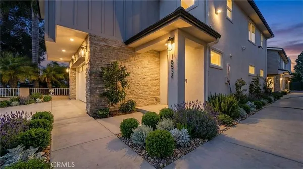 $989,000 | 15534 Colorado Avenue, Paramount, CA 90723