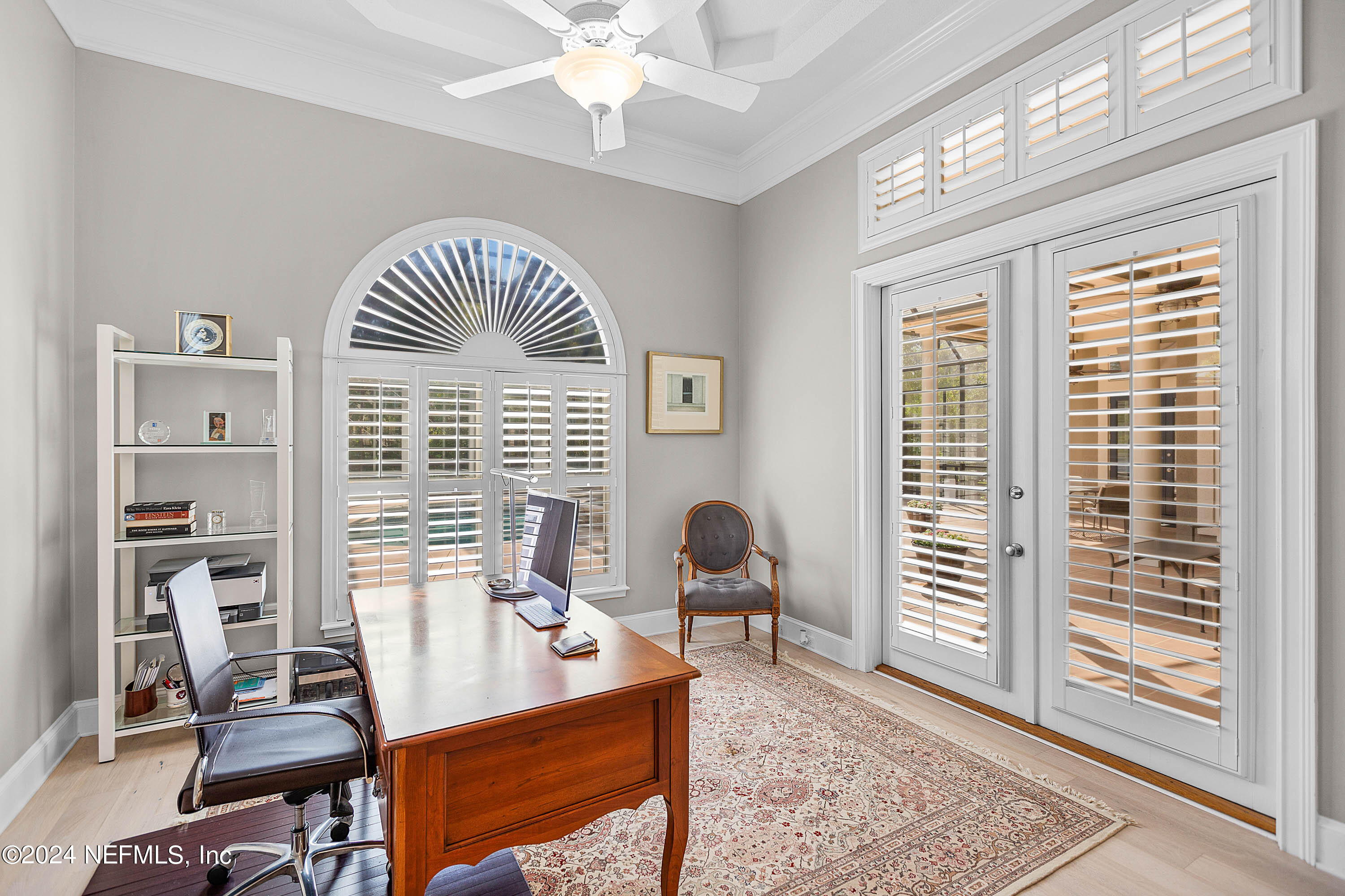 9975 Vineyard Lake Road East Jacksonville, FL 32256 - Photo 12 of 57 a view of a livingroom with furniture
