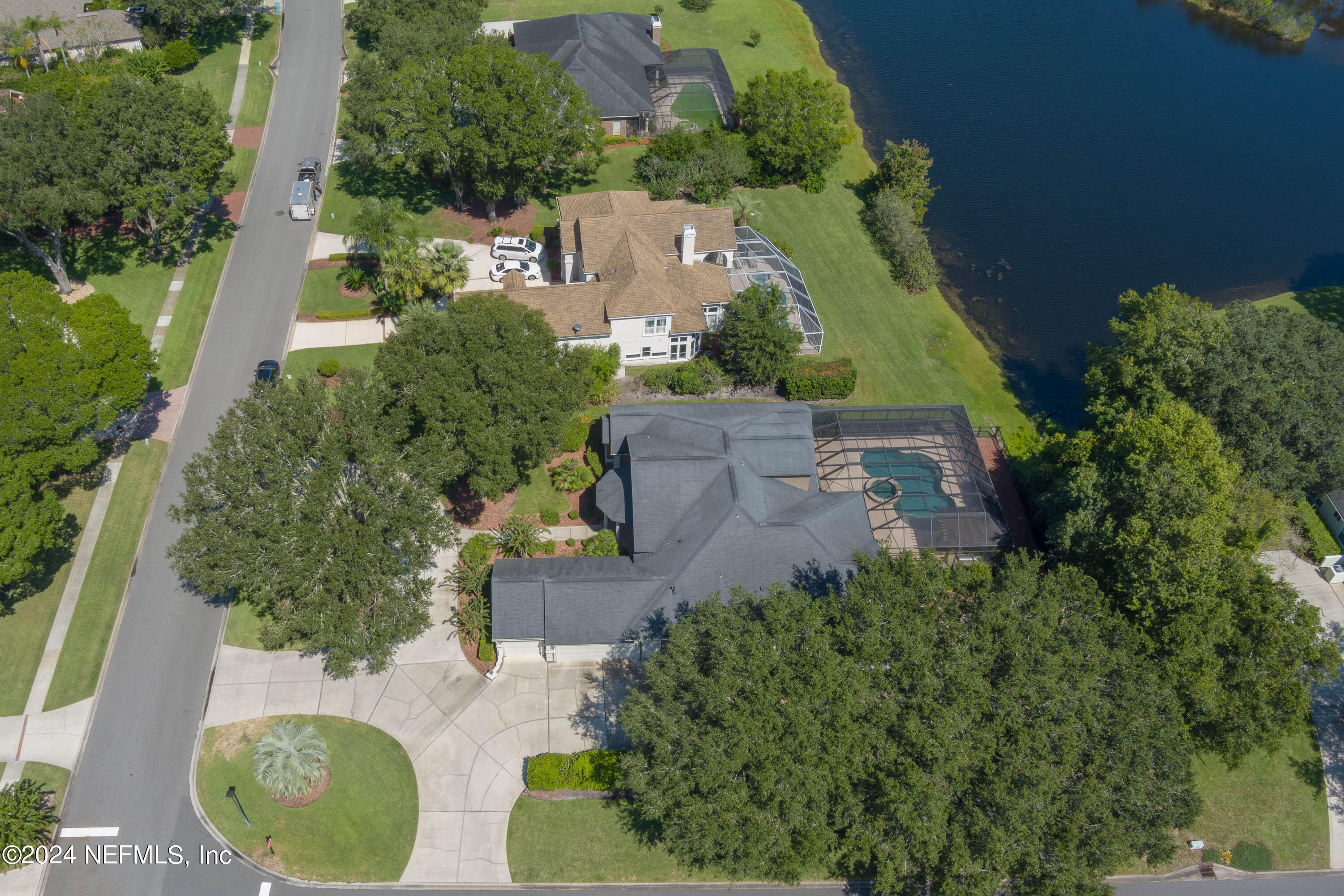 9975 Vineyard Lake Road East Jacksonville, FL 32256 - Photo 54 of 57 an aerial view of a house with outdoor space