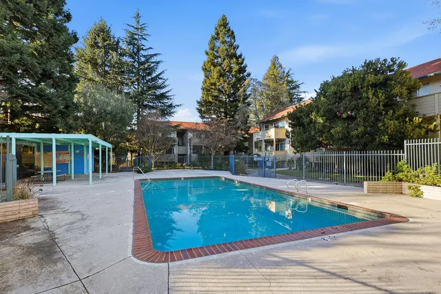 $688,000 | 795 Fair Oaks Avenue, Unit 6, Sunnyvale, CA 94085