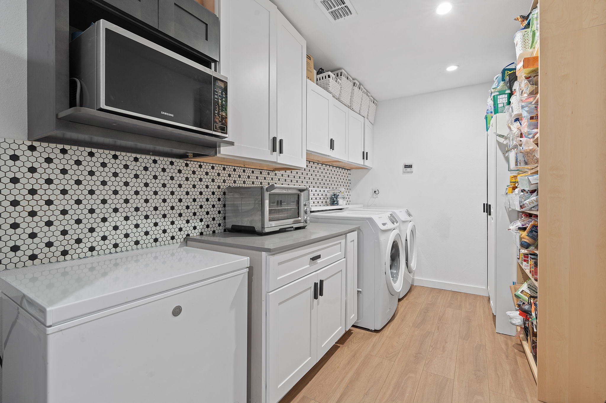 4916 Transit Circle Austin, TX 78727 - Photo 10 of 20