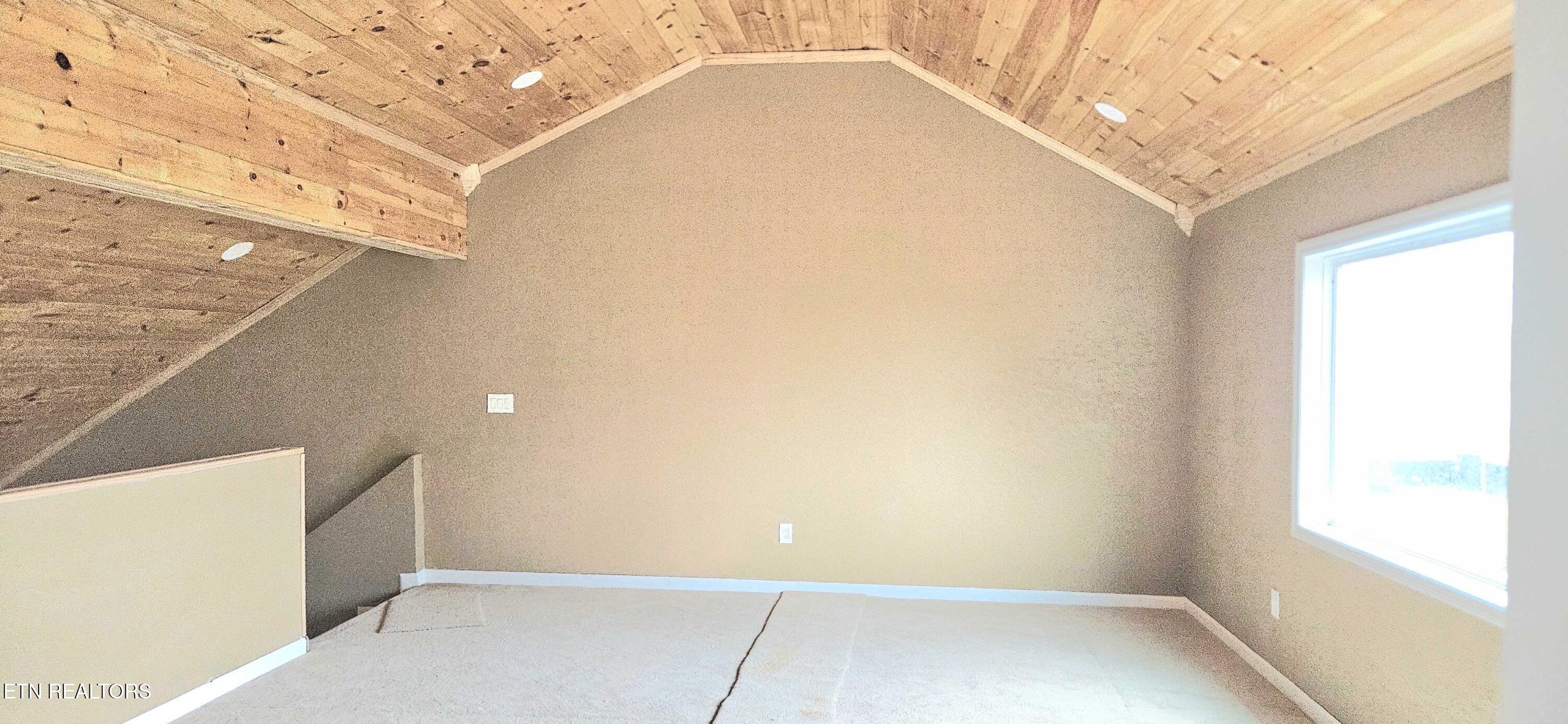 901 Kyle Street La Follette, TN 37766 - Photo 10 of 16 10