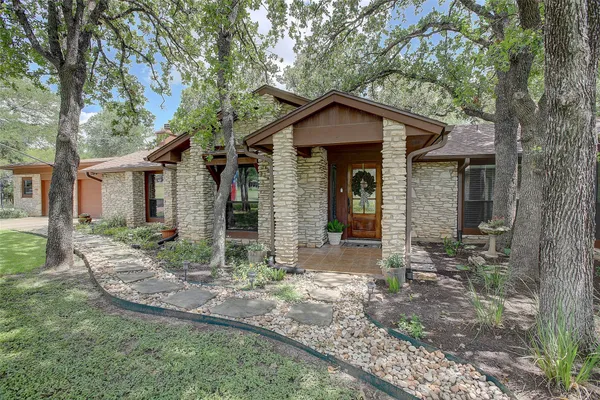$715,000 | 205 East Esparada Drive, Georgetown, TX 78628