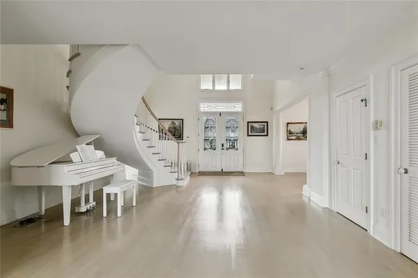 $1,359,000 | 4845 Folse Drive, Metairie, LA 70006