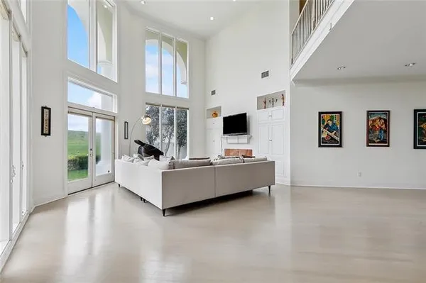 $1,359,000 | 4845 Folse Drive, Metairie, LA 70006