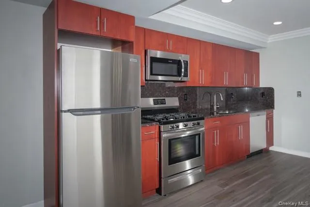 $2,195 | 311 West Main Street, Unit 22, Patchogue, NY 11772