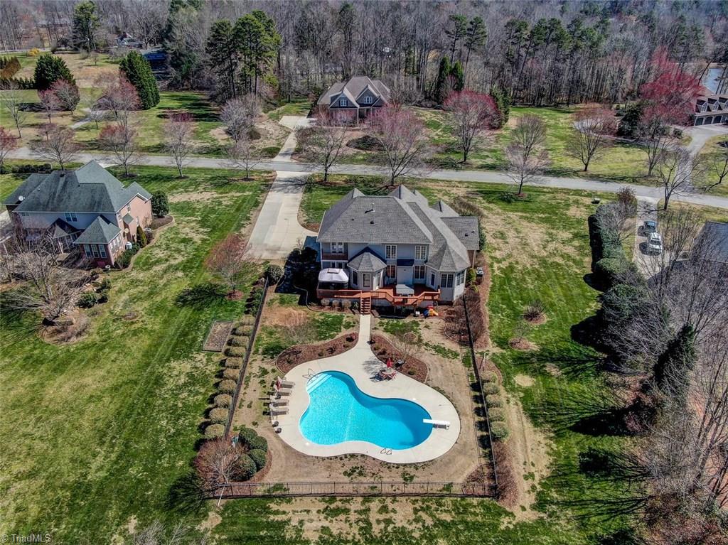 5691 Wolf Ridge Court Oak Ridge, NC 27310 - Photo 3 of 30