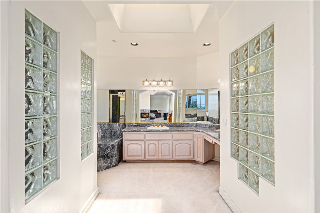 25191 Rockridge Road Laguna Hills, CA 92653 - Photo 18 of 33 Primary Suite