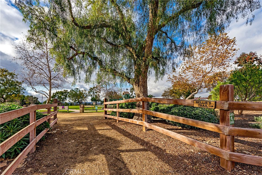 25191 Rockridge Road Laguna Hills, CA 92653 - Photo 30 of 33