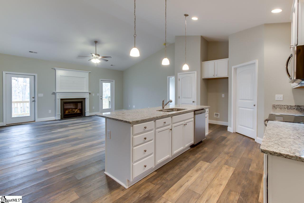 619 Reid School Road Taylors, SC 29687 - Photo 11 of 36 Gallery Image 11