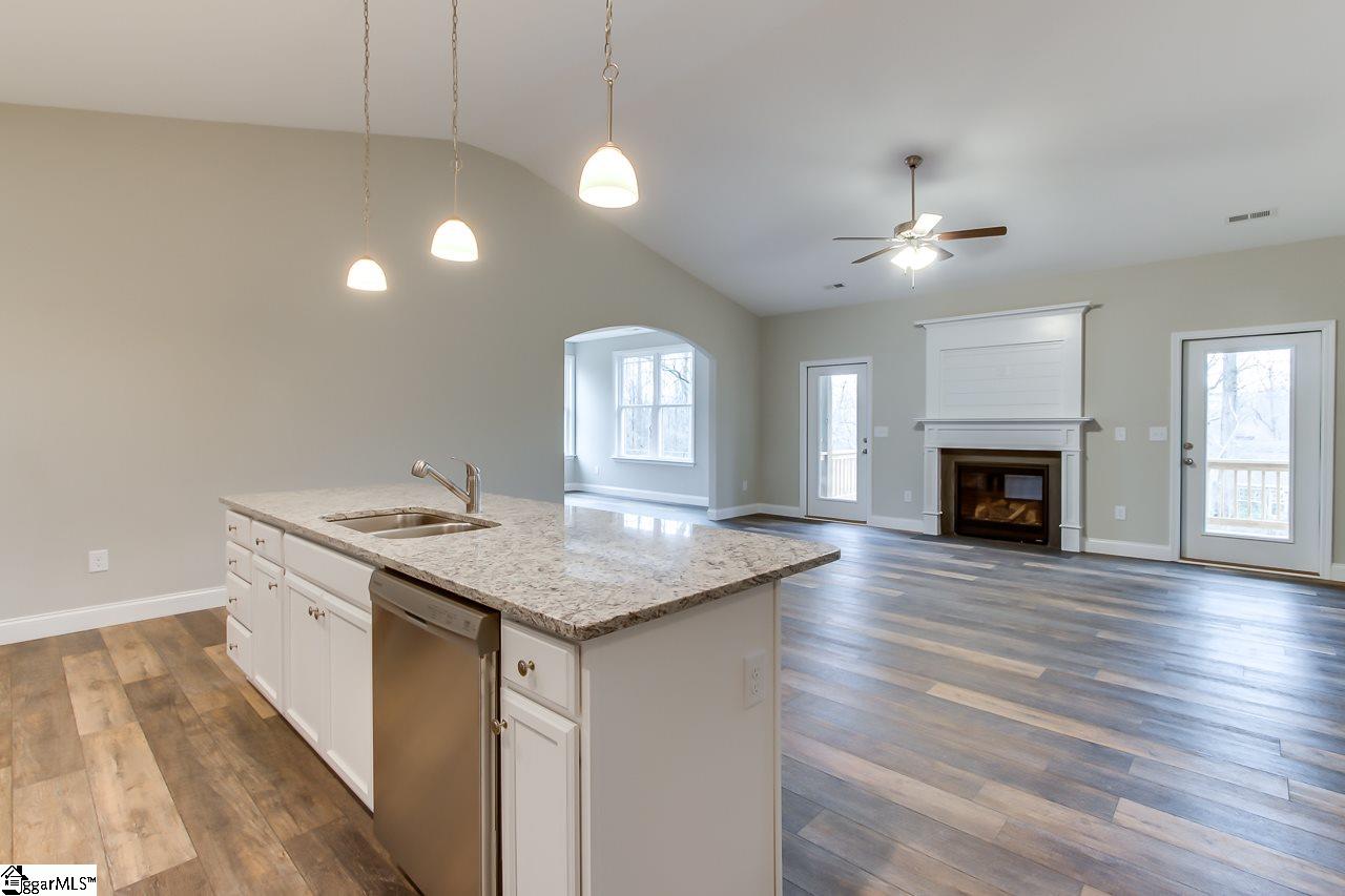 619 Reid School Road Taylors, SC 29687 - Photo 15 of 36 Gallery Image 15